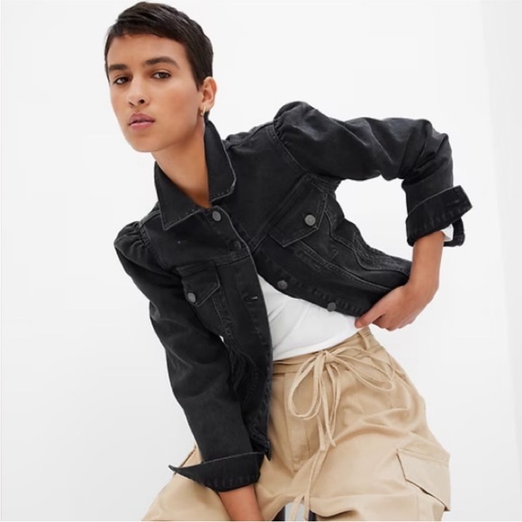 L GAP Black Puff Sleeve Classic Jean Jacket. 6 pockets total. Adjustable waist - Picture 2 of 16